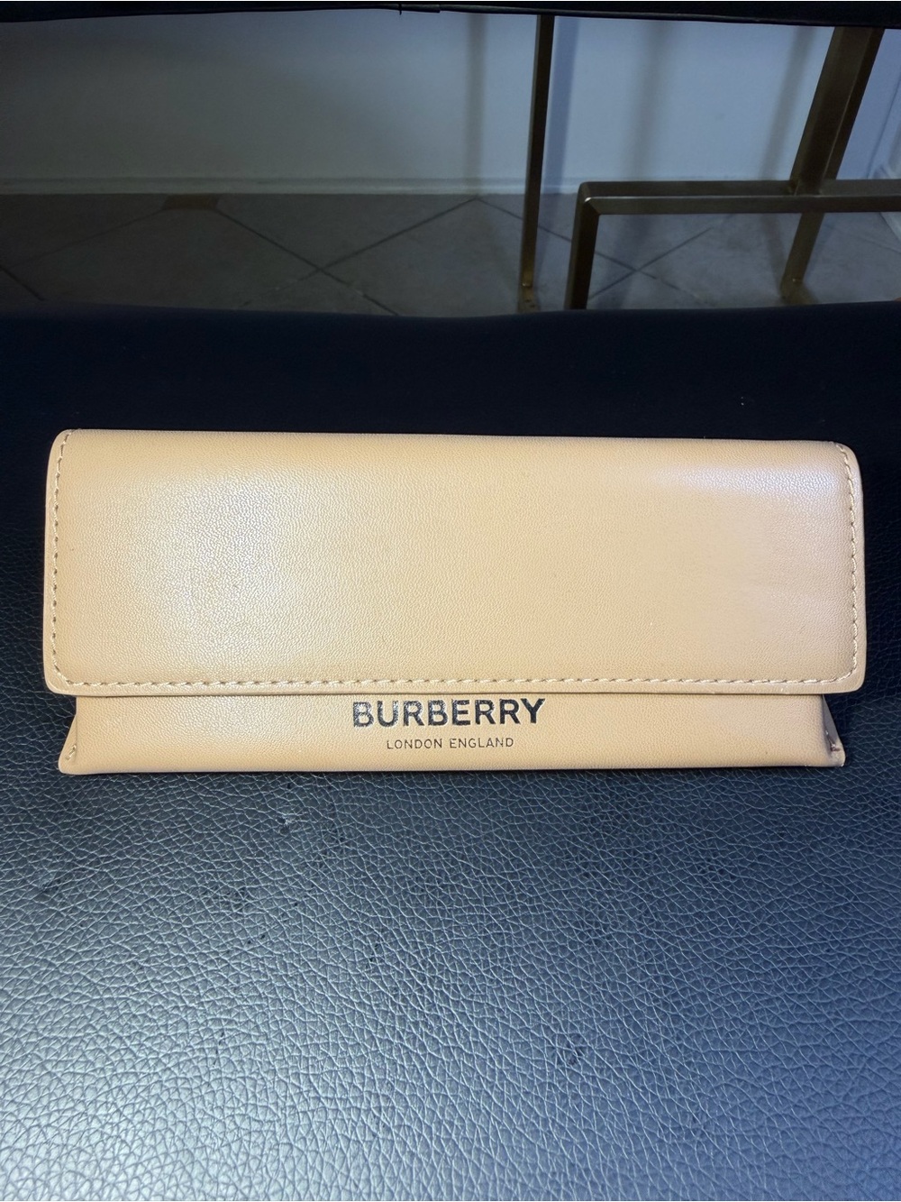 Burberry London Tan Case Glasses Sunglasses Soft Leather Triangular CASE ONLY